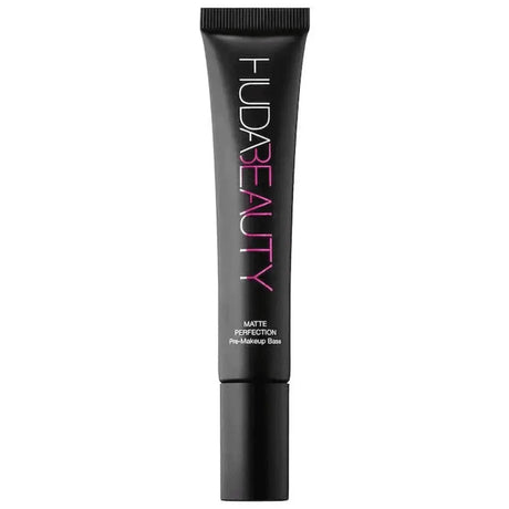 Huda beauty pre makeup base