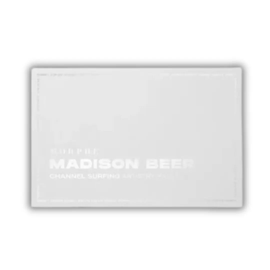 MORPHE MADISON CHANINEL COASTAL CHARM EYESHADOW PALETTE