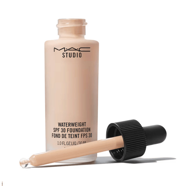 MAC WATERWEIGHT SPF30 FOUNATION BROAD SPECTRUM # NC30 