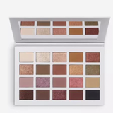 MORPHE MADISON CHANINEL COASTAL CHARM EYESHADOW PALETTE