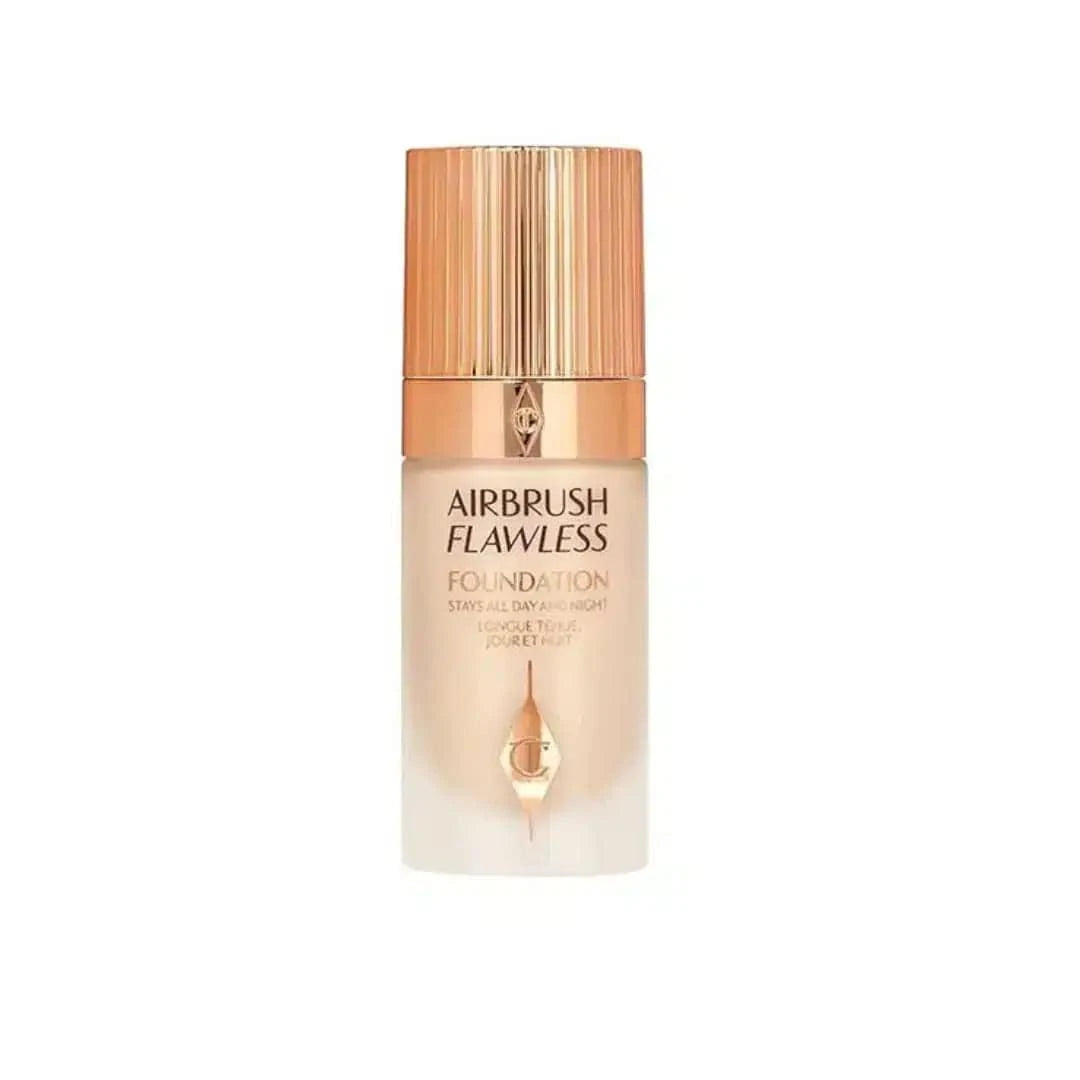 CHARLOTTE TILBURY AIRBRUSH FLAWLESS FOUNDATION 6 WARM/CHAUD 30ml