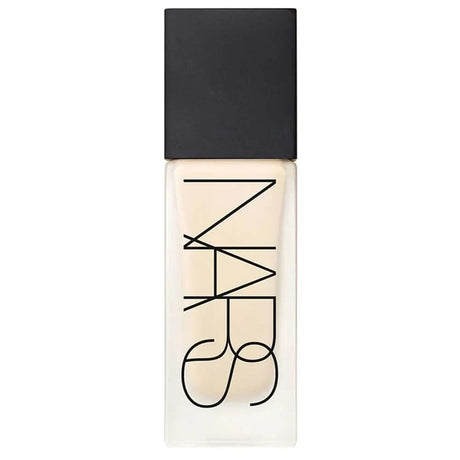 NARS RADIANT FINISH FOUNDATION LIGHT 3 GOBBI
